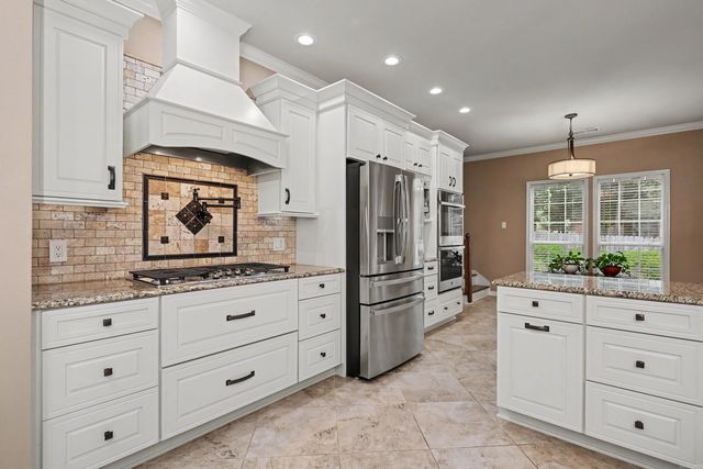 4 Berney Way Court, Little Rock, AR 72223