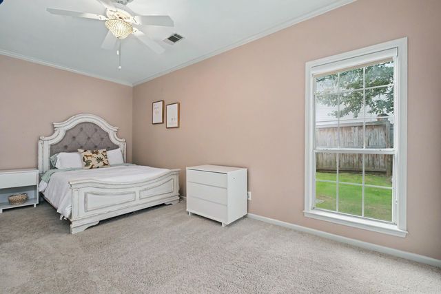 4 Berney Way Court, Little Rock, AR 72223