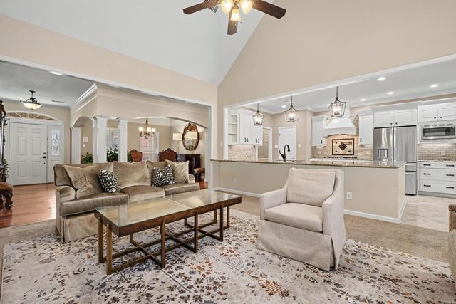 4 Berney Way Court, Little Rock, AR 72223