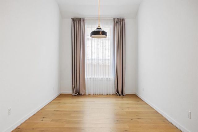 1221 Texas Ash LN, Georgetown, TX 78628