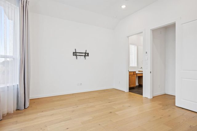 1221 Texas Ash LN, Georgetown, TX 78628