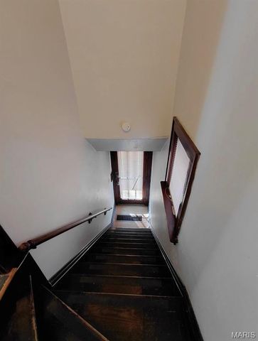 3871 Alberta Street, St Louis, MO 63116