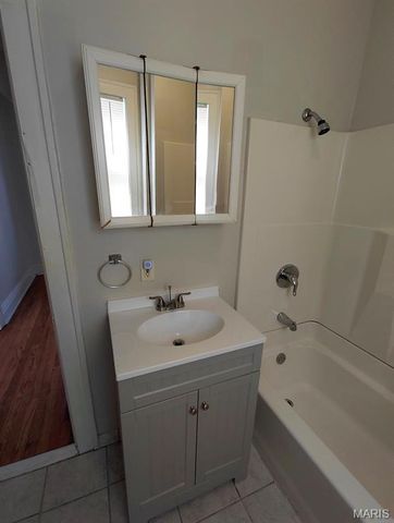 3871 Alberta Street, St Louis, MO 63116