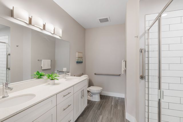 101 W Liberty Street 317, Barrington, IL 60010