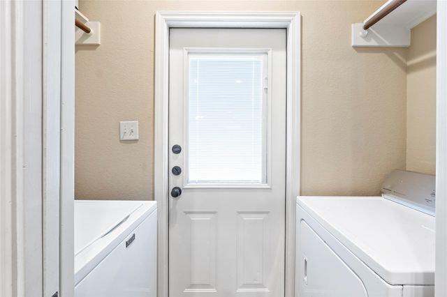 113 Armored Avenue, College Station, TX 77845