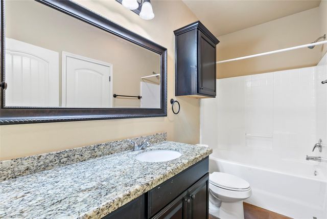 113 Armored Avenue, College Station, TX 77845