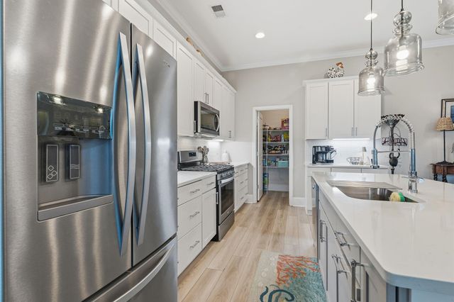 2005 Silver Island Way, Murrells Inlet, SC 29576