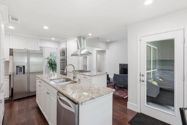 2626 Mariposa Circle, Plano, TX 75075