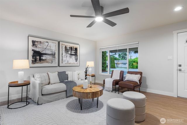 3718 NE 22nd Place, Renton, WA 98056