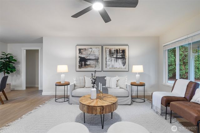 3718 NE 22nd Place, Renton, WA 98056