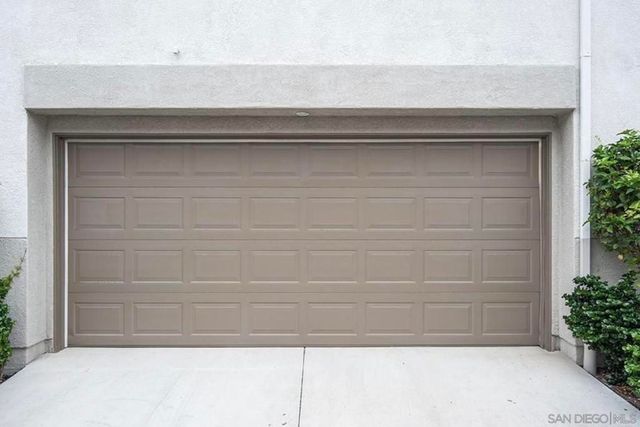 6141 Paseo Granito, Carlsbad, CA 92009