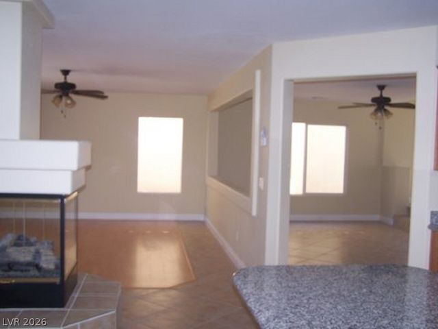 10866 Dornoch Castle Street, Las Vegas, NV 89141