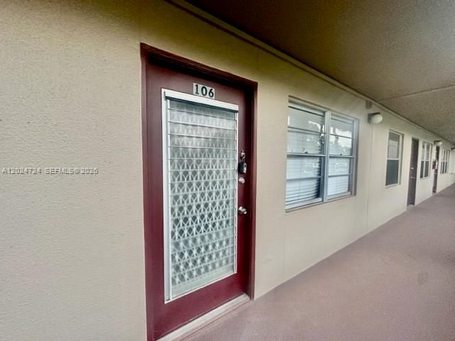 850 SW 133rd Ter 106B, Pembroke Pines, FL 33027