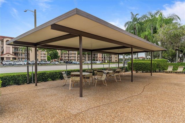 850 SW 133rd Ter 106B, Pembroke Pines, FL 33027