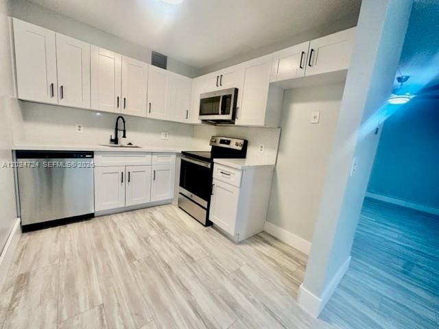 850 SW 133rd Ter 106B, Pembroke Pines, FL 33027