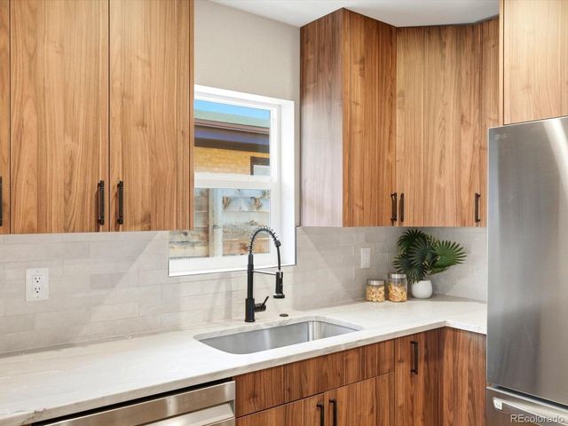 3550 N Vine St, Denver, CO 80205
