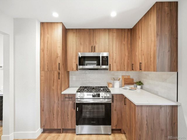 3550 N Vine St, Denver, CO 80205