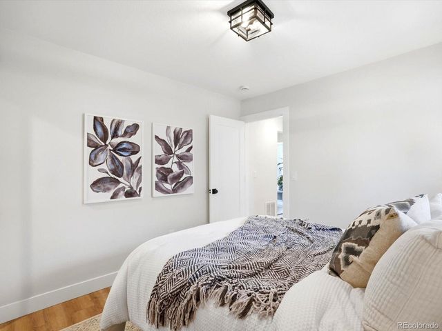 3550 N Vine St, Denver, CO 80205