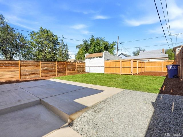 3550 N Vine St, Denver, CO 80205