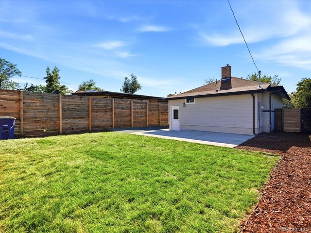 3550 N Vine St, Denver, CO 80205