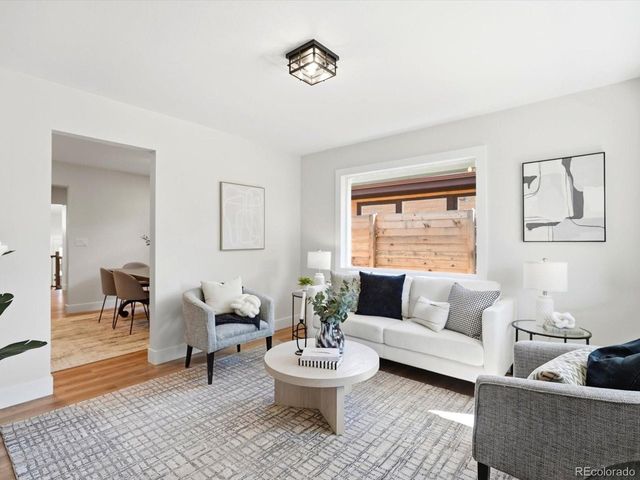 3550 N Vine St, Denver, CO 80205