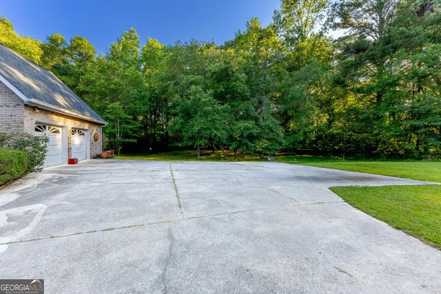 716 Snead Road, Fayetteville, GA 30215