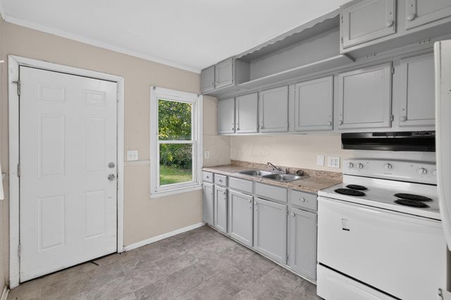 2798 Hiawatha Street, Columbus, OH 43211