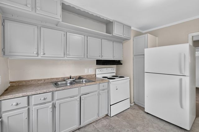 2798 Hiawatha Street, Columbus, OH 43211