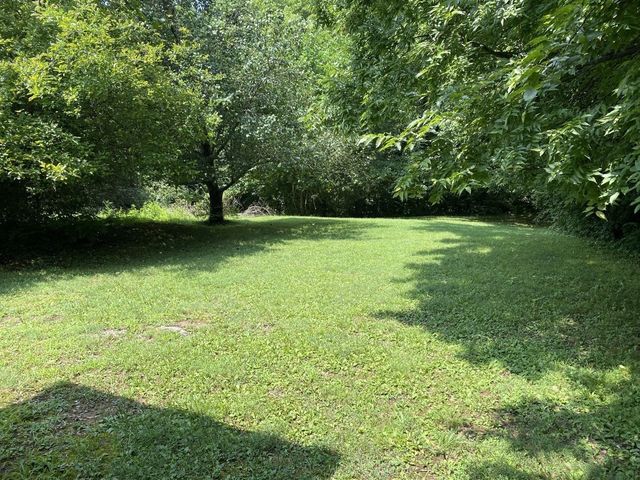 913 Shearor St, Clarksville, TN 37040