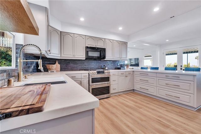 2550 Pacific Coast Highway 224, Torrance, CA 90505