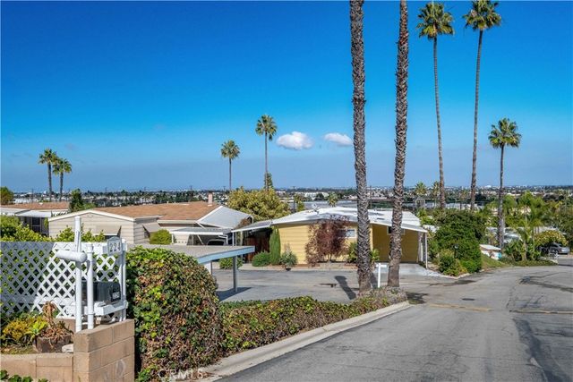 2550 Pacific Coast Highway 224, Torrance, CA 90505