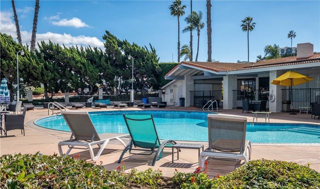 2550 Pacific Coast Highway 224, Torrance, CA 90505