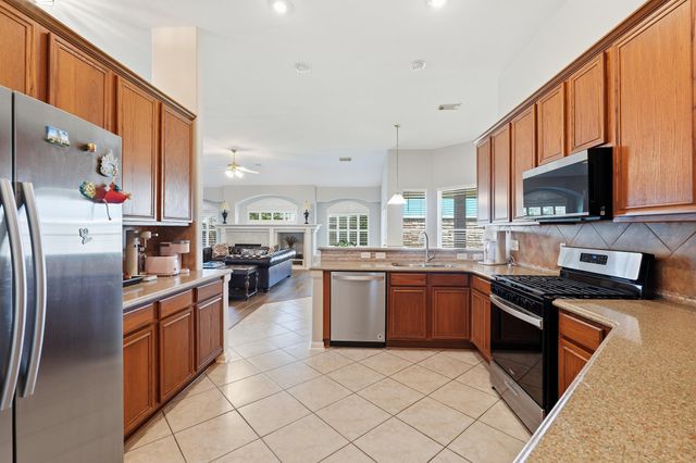 507 Arbor Court, Pearland, TX 77584