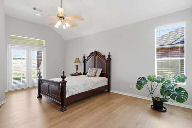 507 Arbor Court, Pearland, TX 77584