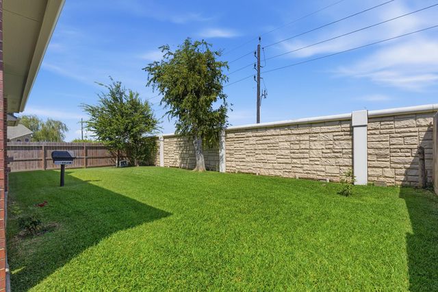 507 Arbor Court, Pearland, TX 77584