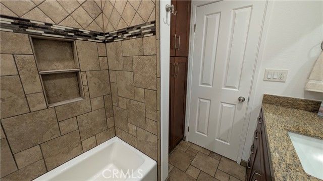 19044 Grayland Avenue, Artesia, CA 90701