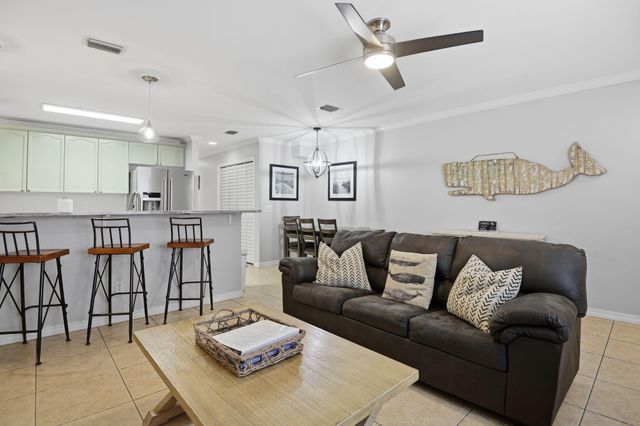 1986 Scenic Gulf Drive APT 9, Miramar Beach, FL 32550