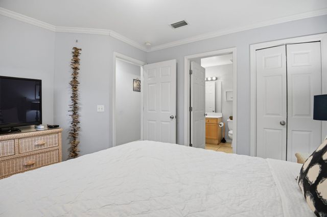 1986 Scenic Gulf Drive APT 9, Miramar Beach, FL 32550