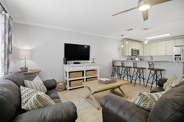 1986 Scenic Gulf Drive APT 9, Miramar Beach, FL 32550