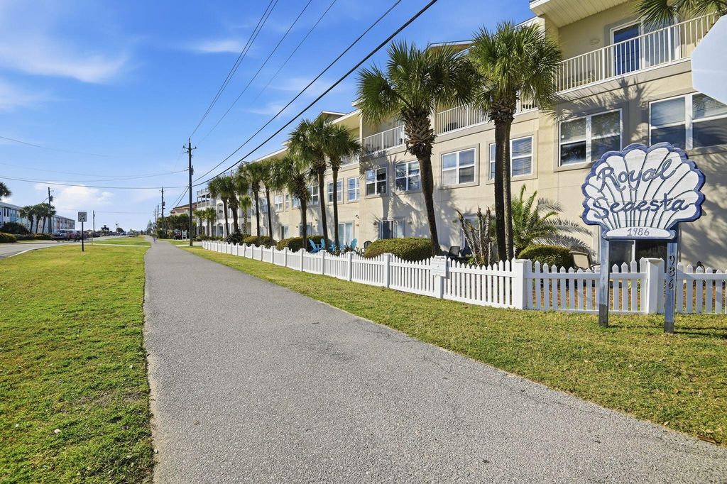 1986 Scenic Gulf Drive APT 9, Miramar Beach, FL 32550