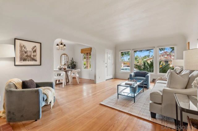 4144 Palmetto Way, San Diego, CA 92103