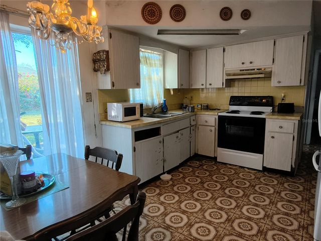 9637 MARLINTON LANE, Port Richey, FL 34668