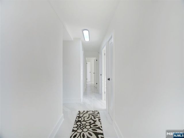 377 S Harrison Street 9L, East Orange, NJ 07018