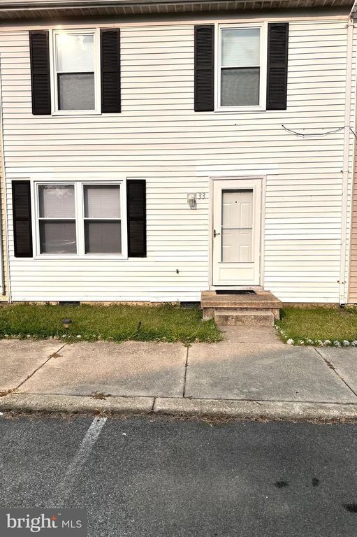 33 PARK SQUARE DR, Indian Head, MD 20640