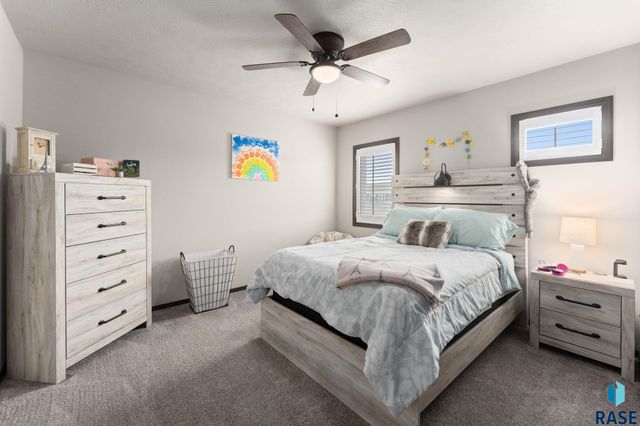 4500 E Whisper Ridge Pl Place, Sioux Falls, SD 57108