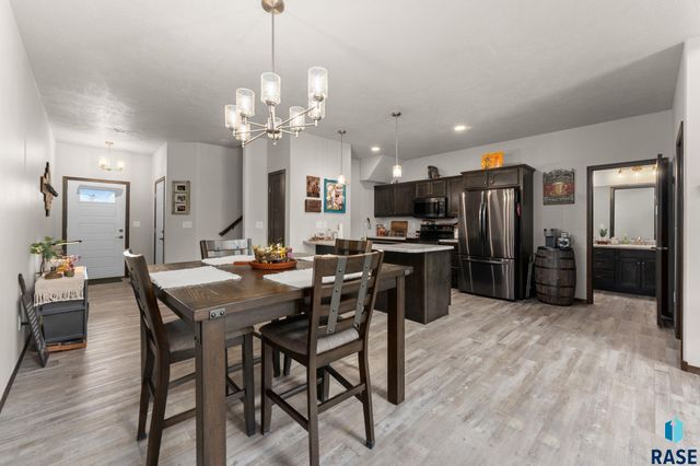 4500 E Whisper Ridge Pl Place, Sioux Falls, SD 57108