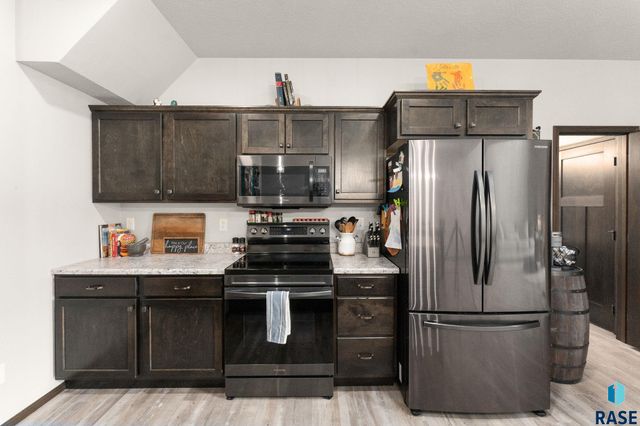 4500 E Whisper Ridge Pl Place, Sioux Falls, SD 57108