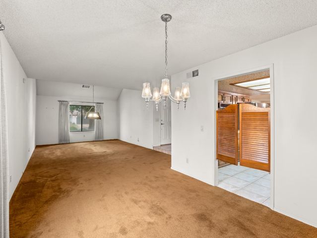 8020 N Angus Street, Fresno, CA 93720