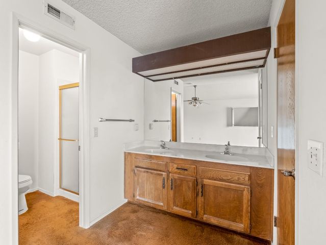 8020 N Angus Street, Fresno, CA 93720