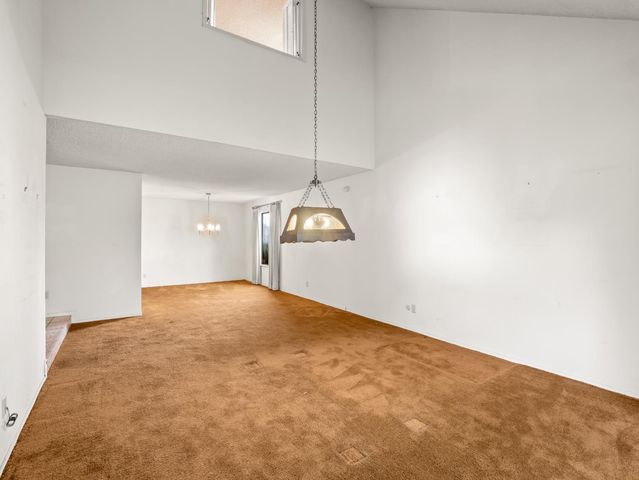 8020 N Angus Street, Fresno, CA 93720